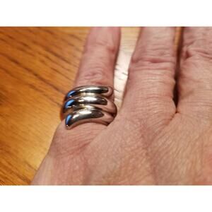 Bold sterling silver coil ring size 6 J100327